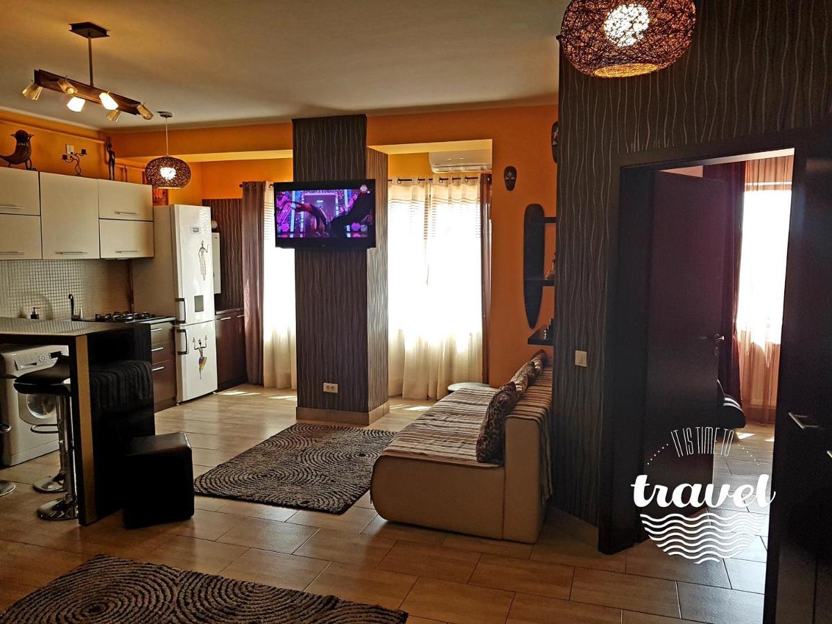 Yvo Lioness & Mamaia Nord Daire Navodari Dış mekan fotoğraf