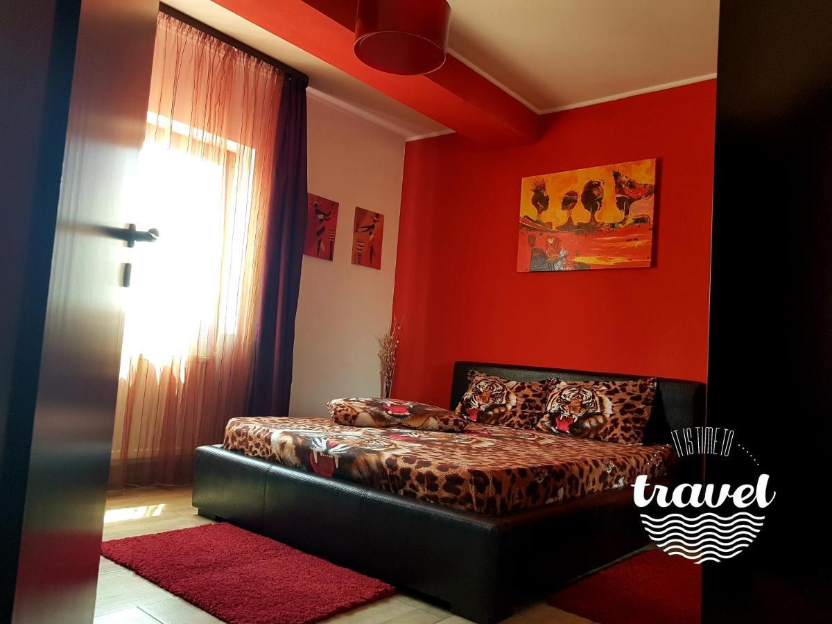 Yvo Lioness & Mamaia Nord Daire Navodari Dış mekan fotoğraf