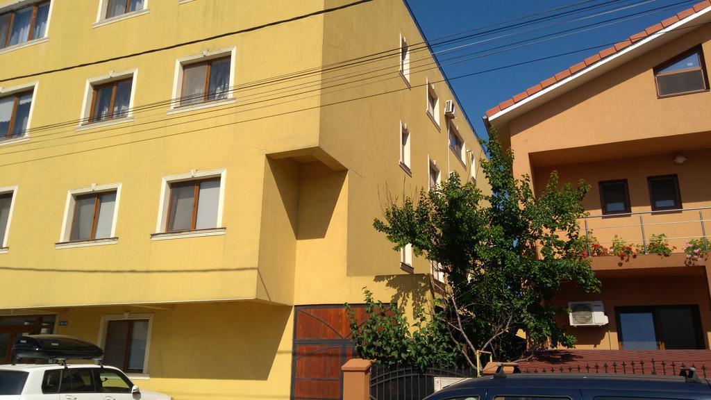 Yvo Lioness & Mamaia Nord Daire Navodari Dış mekan fotoğraf