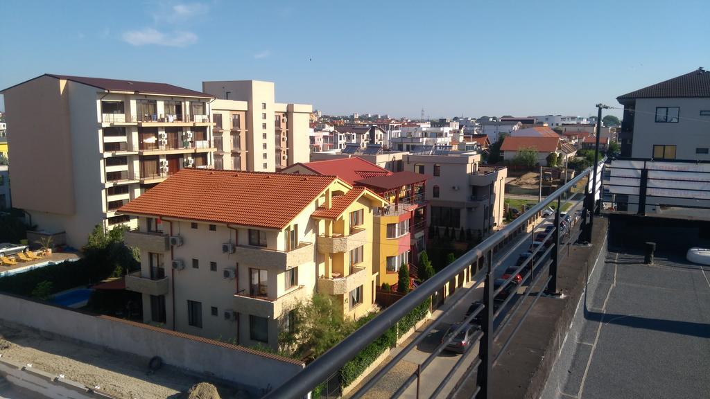 Yvo Lioness & Mamaia Nord Daire Navodari Dış mekan fotoğraf