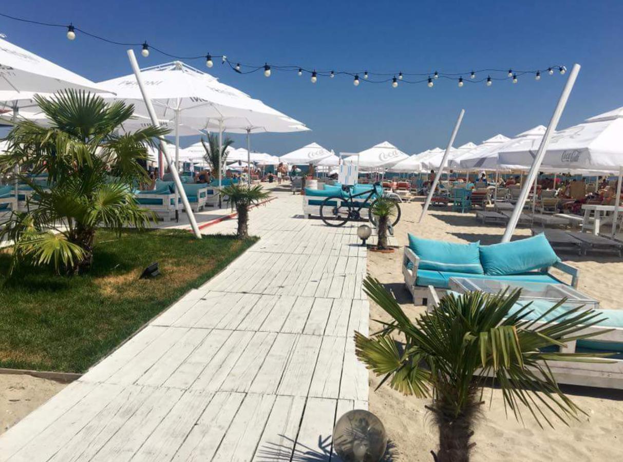 Yvo Lioness & Mamaia Nord Daire Navodari Dış mekan fotoğraf